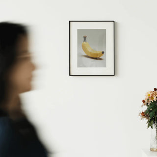 AI Powered E-Ink Spectra 6 Color Display Picture Frame | Black Aluminum Frame