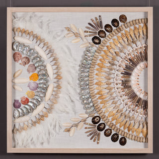 Oversized Seashell & Feather Handmade Wall Décor Shadow Box Wall Art (MS47952)